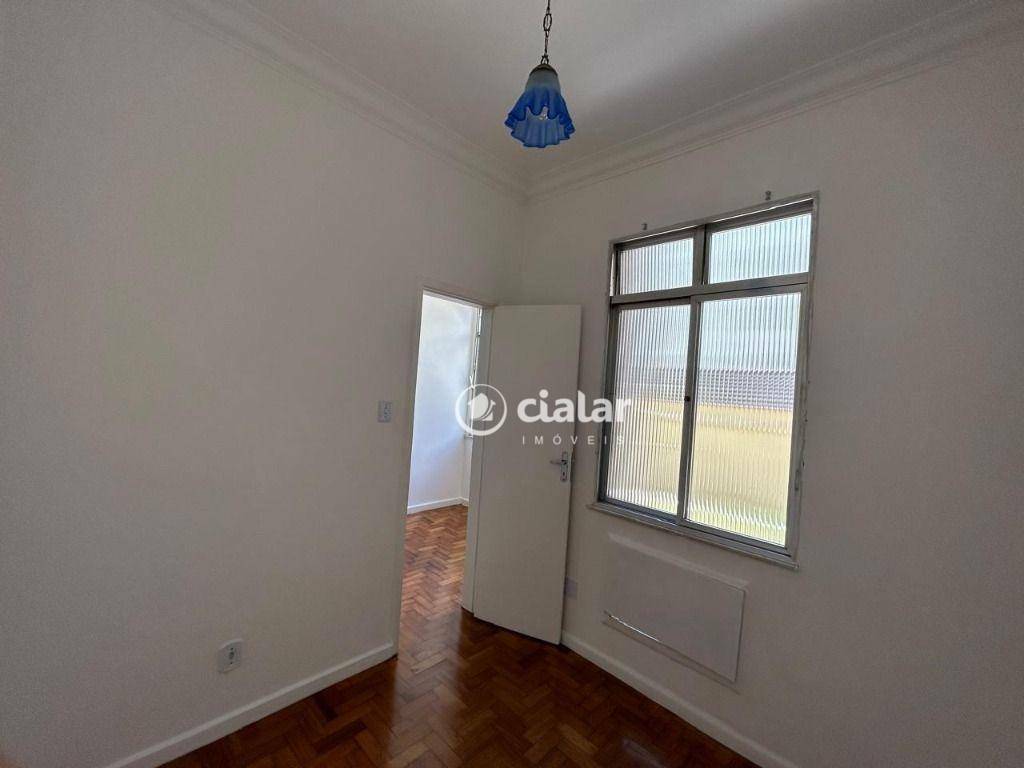 Apartamento à venda com 2 quartos, 72m² - Foto 8