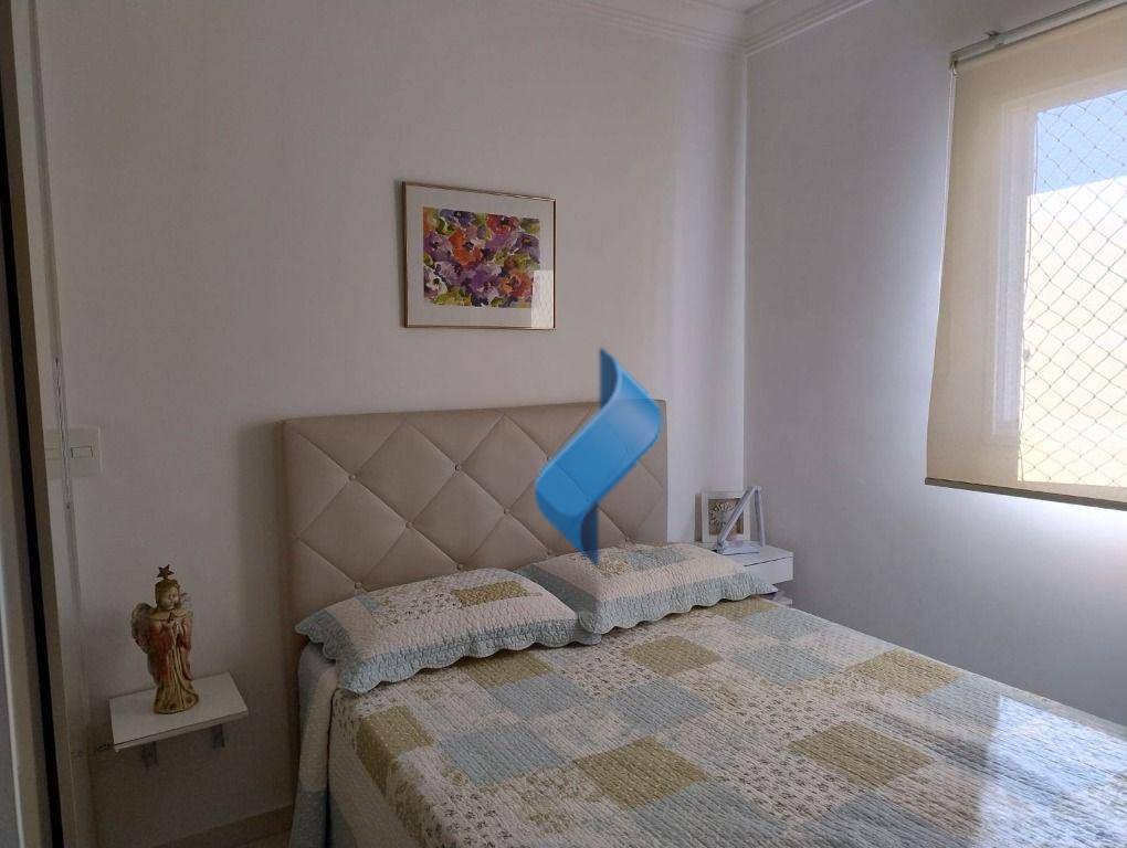 Apartamento à venda com 2 quartos, 64m² - Foto 15