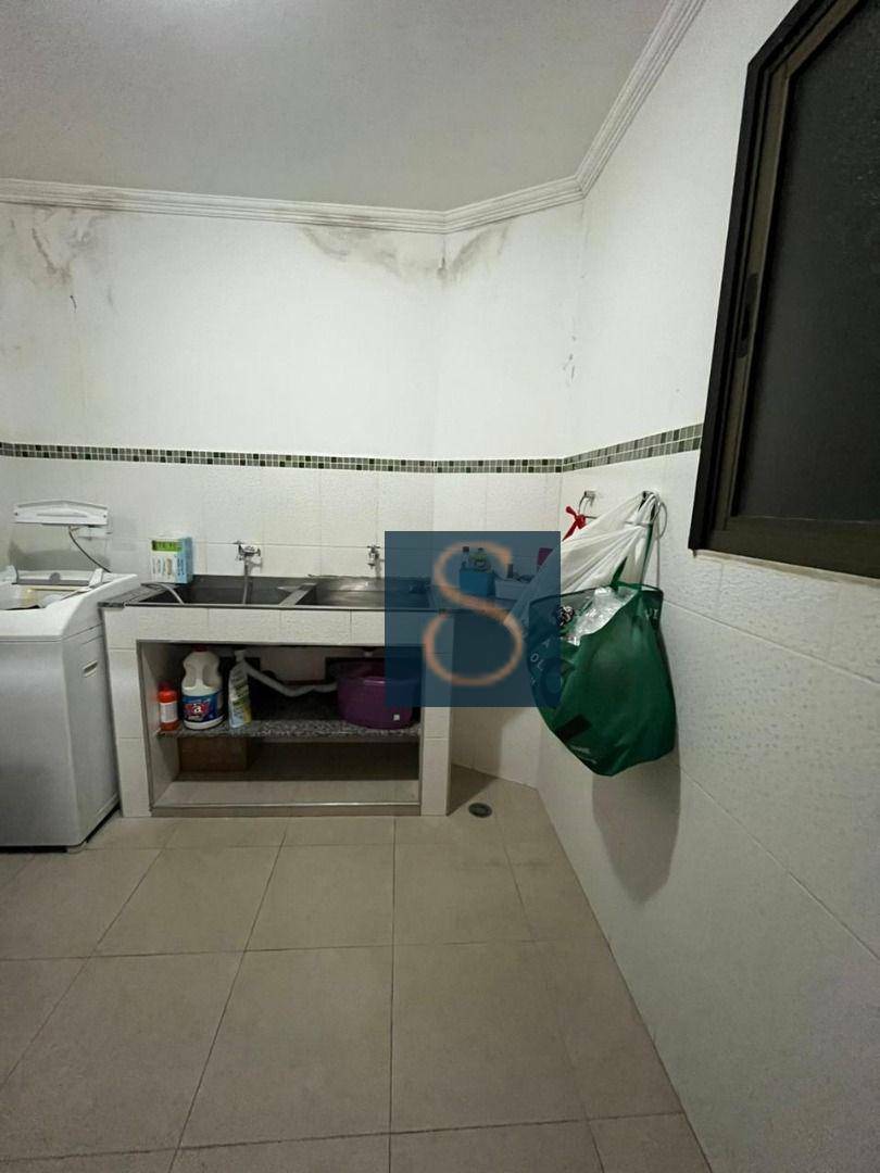 Apartamento à venda com 4 quartos, 150m² - Foto 13