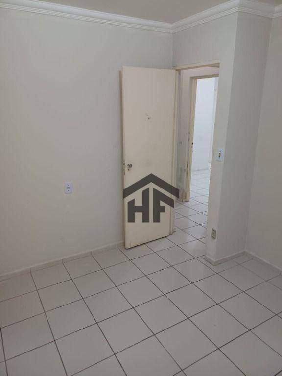 Apartamento à venda com 3 quartos, 75m² - Foto 8