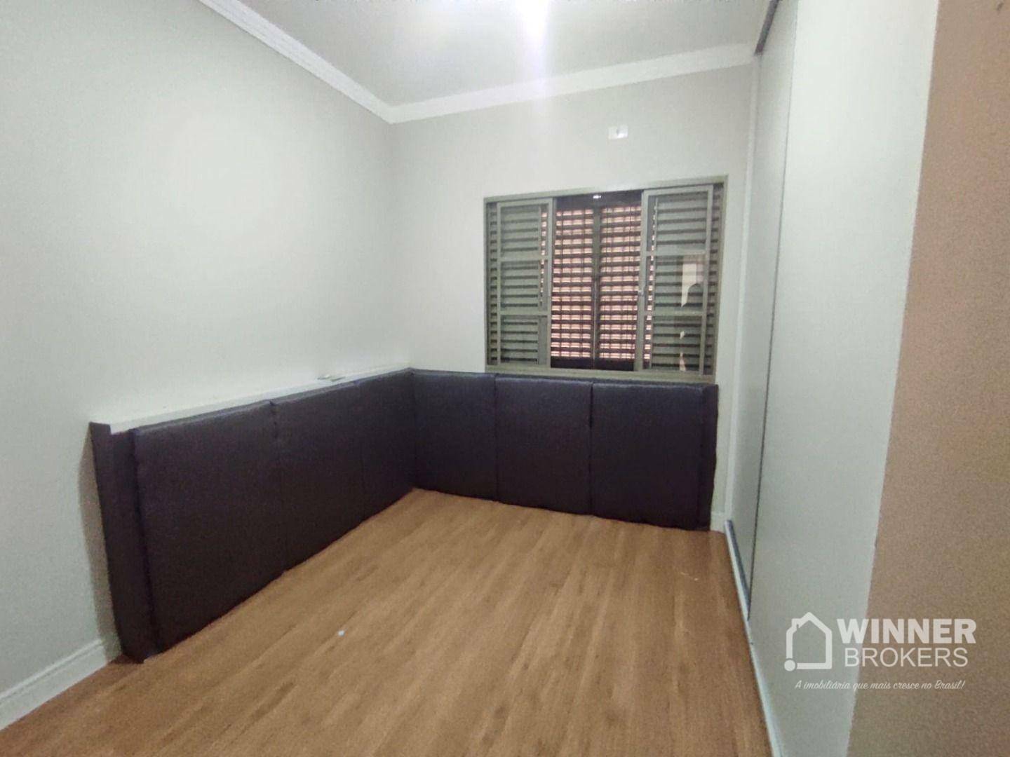 Casa à venda com 3 quartos, 101m² - Foto 9