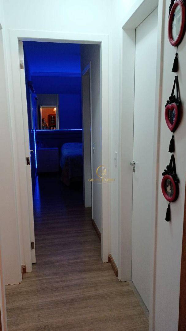 Apartamento à venda com 2 quartos, 61m² - Foto 18