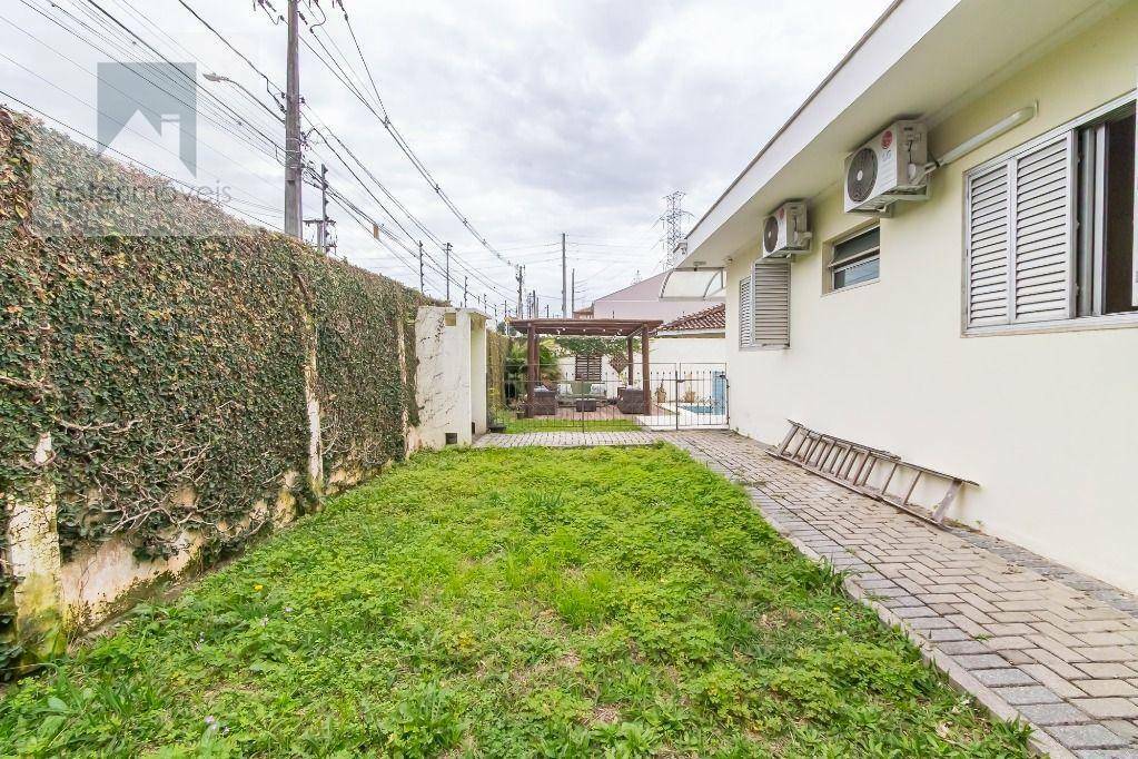 Casa para alugar com 4 quartos, 285m² - Foto 6
