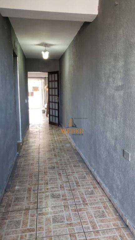 Sobrado à venda com 2 quartos, 190m² - Foto 12