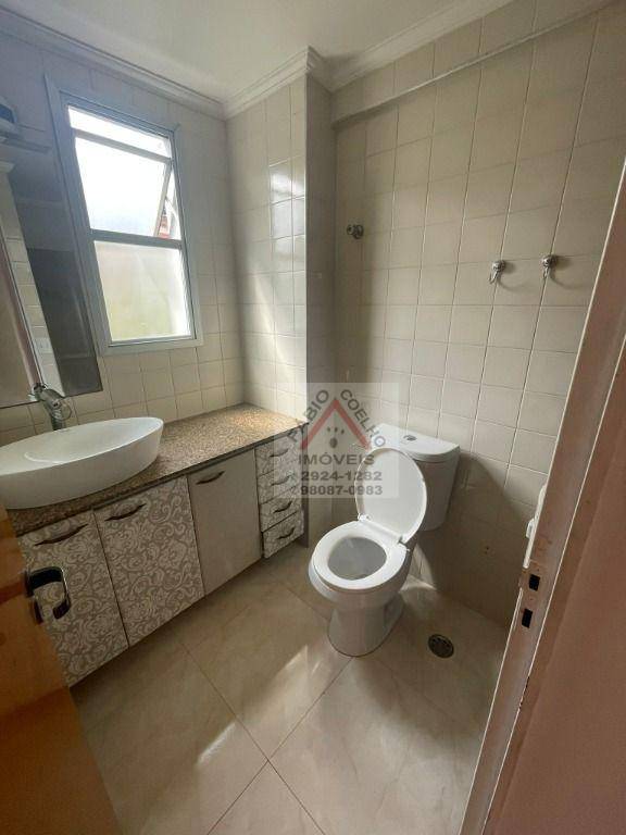 Apartamento à venda com 2 quartos, 63m² - Foto 17