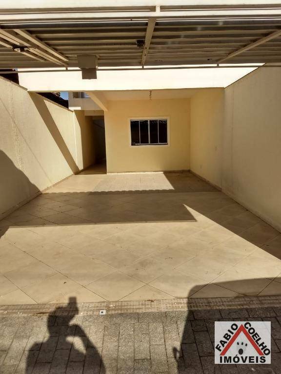 Sobrado à venda com 3 quartos, 140m² - Foto 1