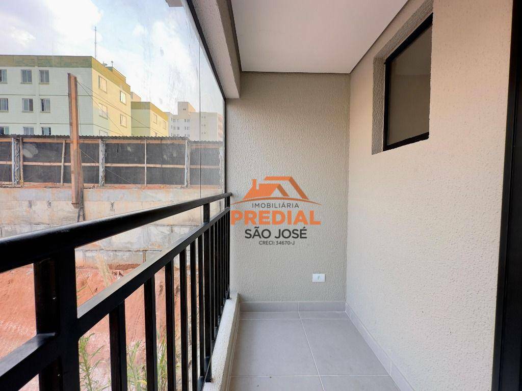 Apartamento à venda com 2 quartos, 64m² - Foto 13