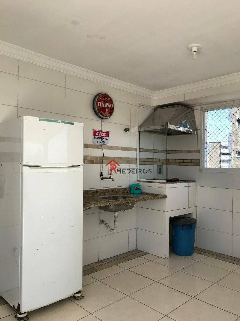 Apartamento à venda com 2 quartos, 70m² - Foto 15