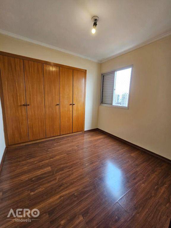 Apartamento para alugar com 2 quartos, 94m² - Foto 5