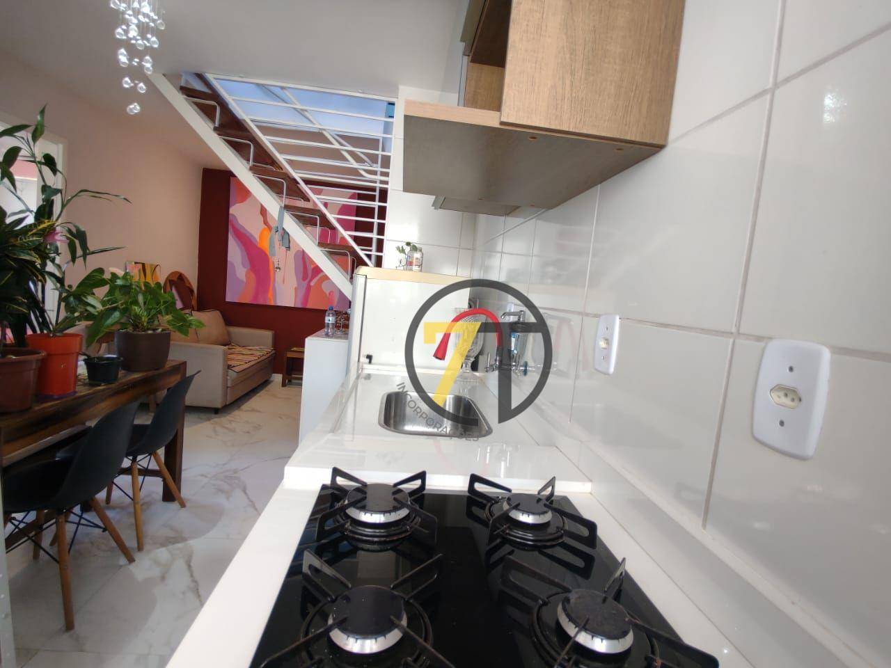 Cobertura à venda com 2 quartos, 110m² - Foto 3