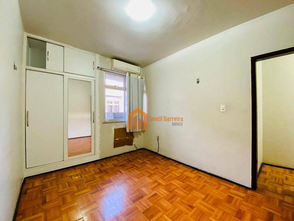 Apartamento à venda com 3 quartos, 110m² - Foto 16