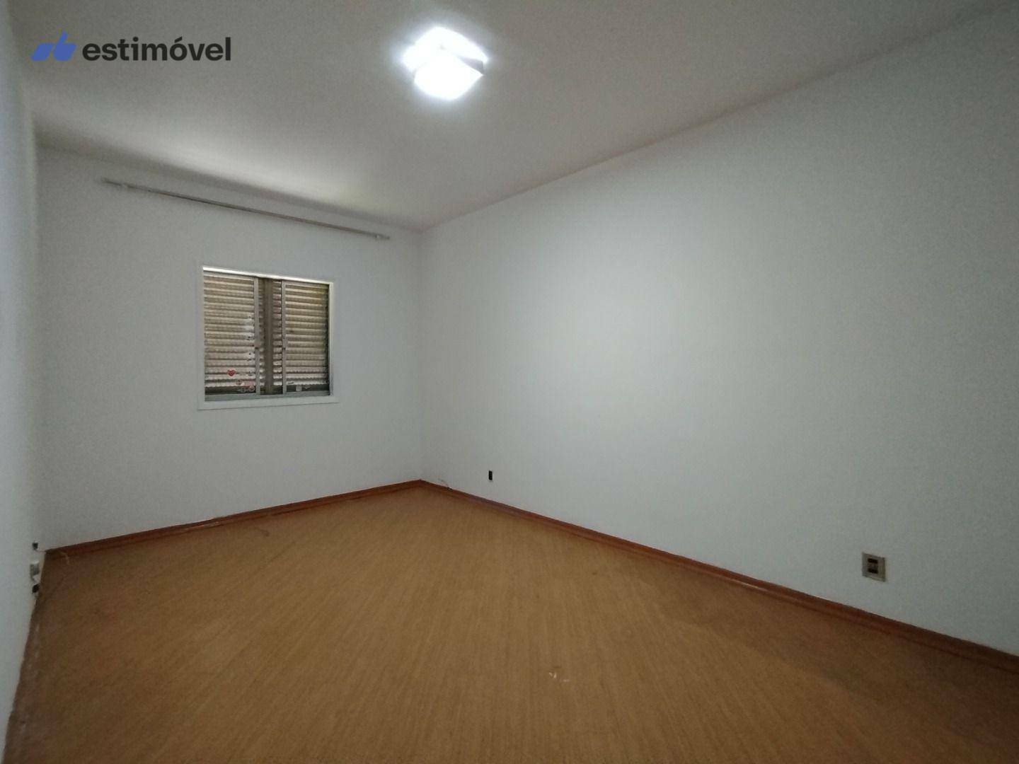 Apartamento à venda com 3 quartos, 138m² - Foto 11