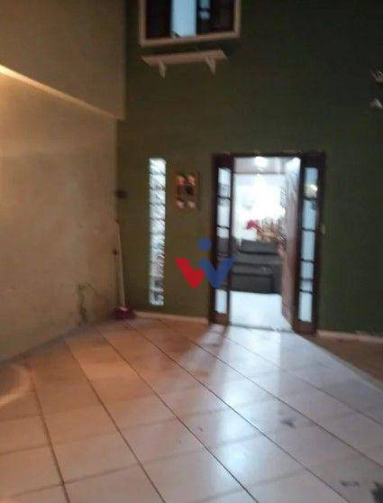 Casa à venda com 3 quartos, 90m² - Foto 6