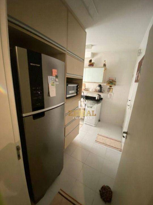 Apartamento à venda com 3 quartos, 84m² - Foto 8