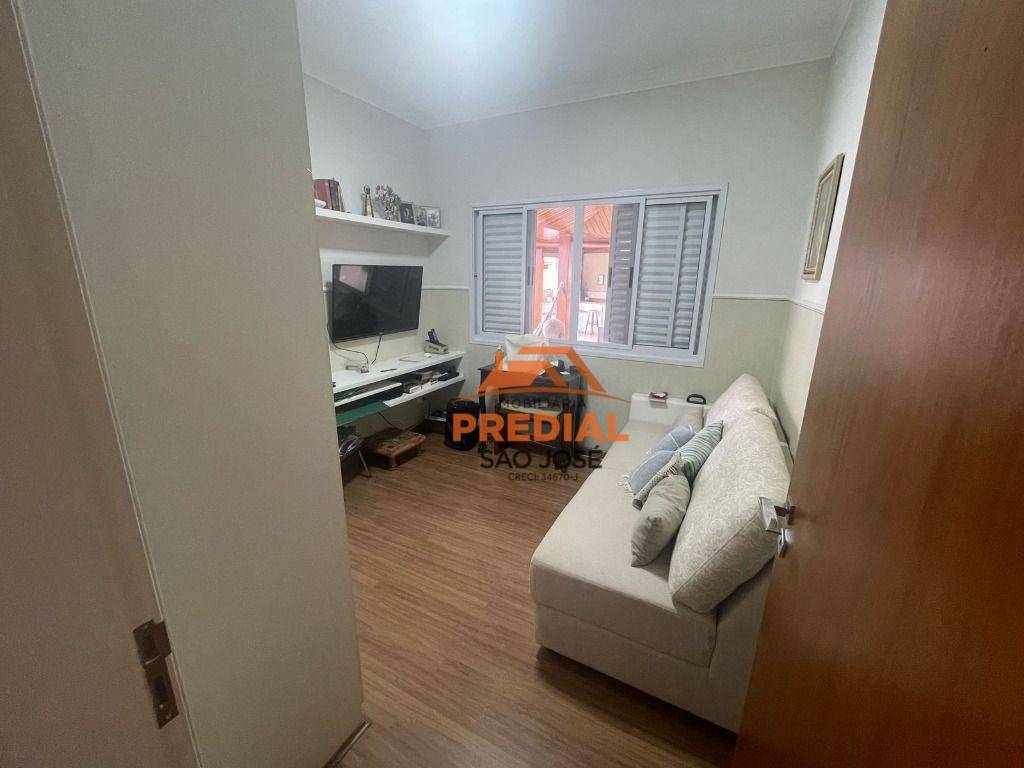 Casa de Condomínio à venda com 3 quartos, 226m² - Foto 16