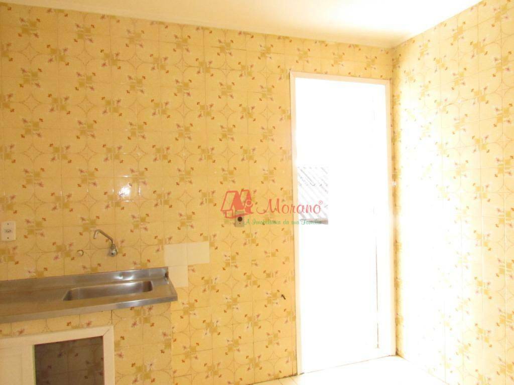 Apartamento para alugar com 3 quartos, 75m² - Foto 2