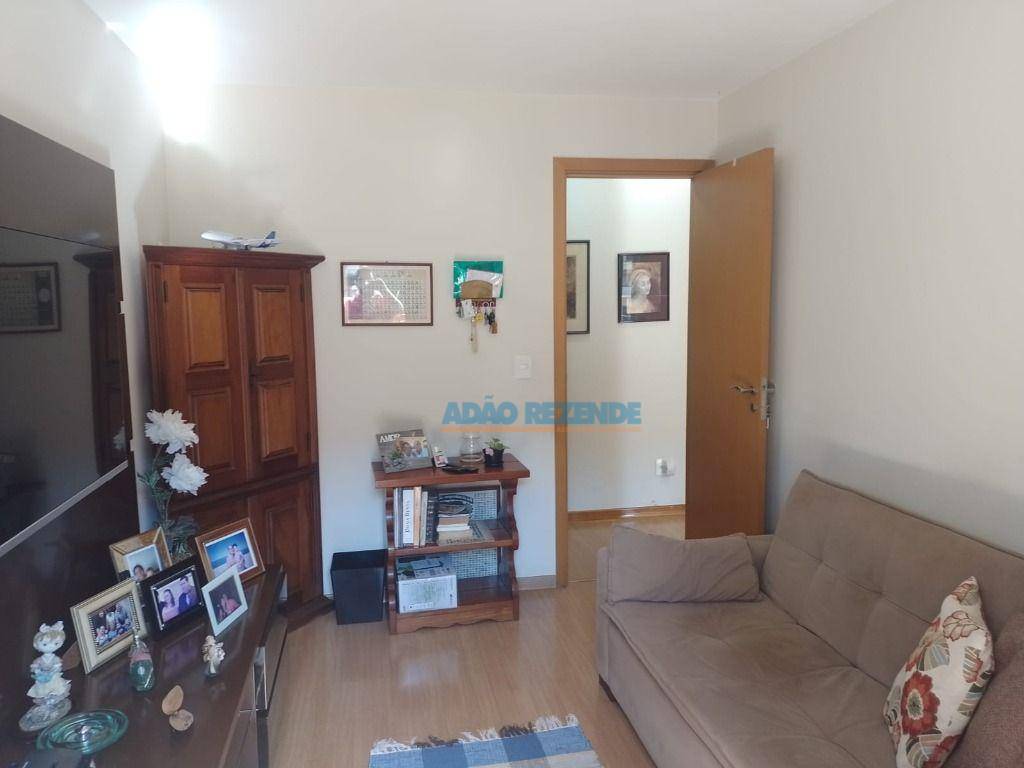 Apartamento à venda com 3 quartos, 106m² - Foto 9