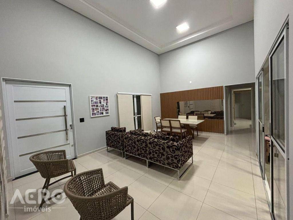 Casa de Condomínio à venda com 3 quartos, 213m² - Foto 1