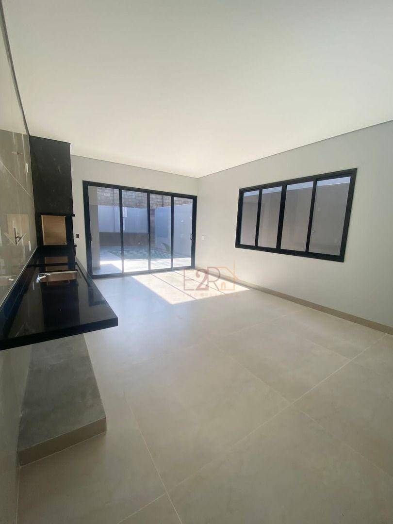 Casa de Condomínio à venda com 3 quartos, 210m² - Foto 4