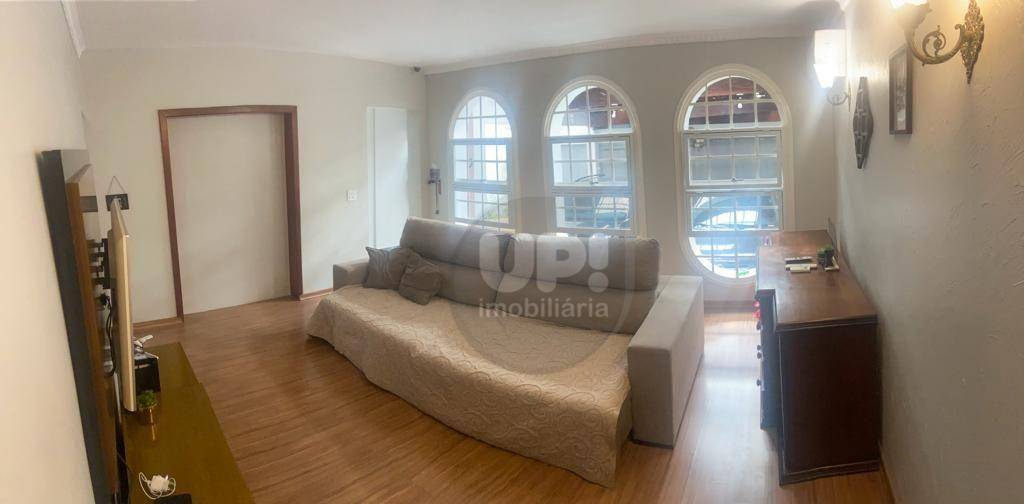 Casa à venda com 3 quartos, 220m² - Foto 11