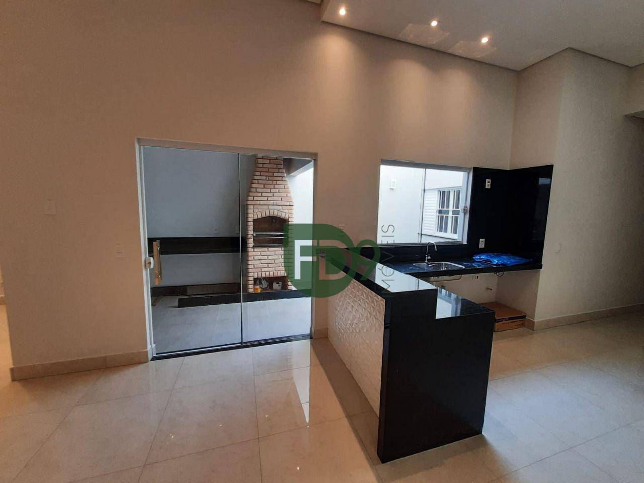 Casa à venda com 3 quartos, 134m² - Foto 7