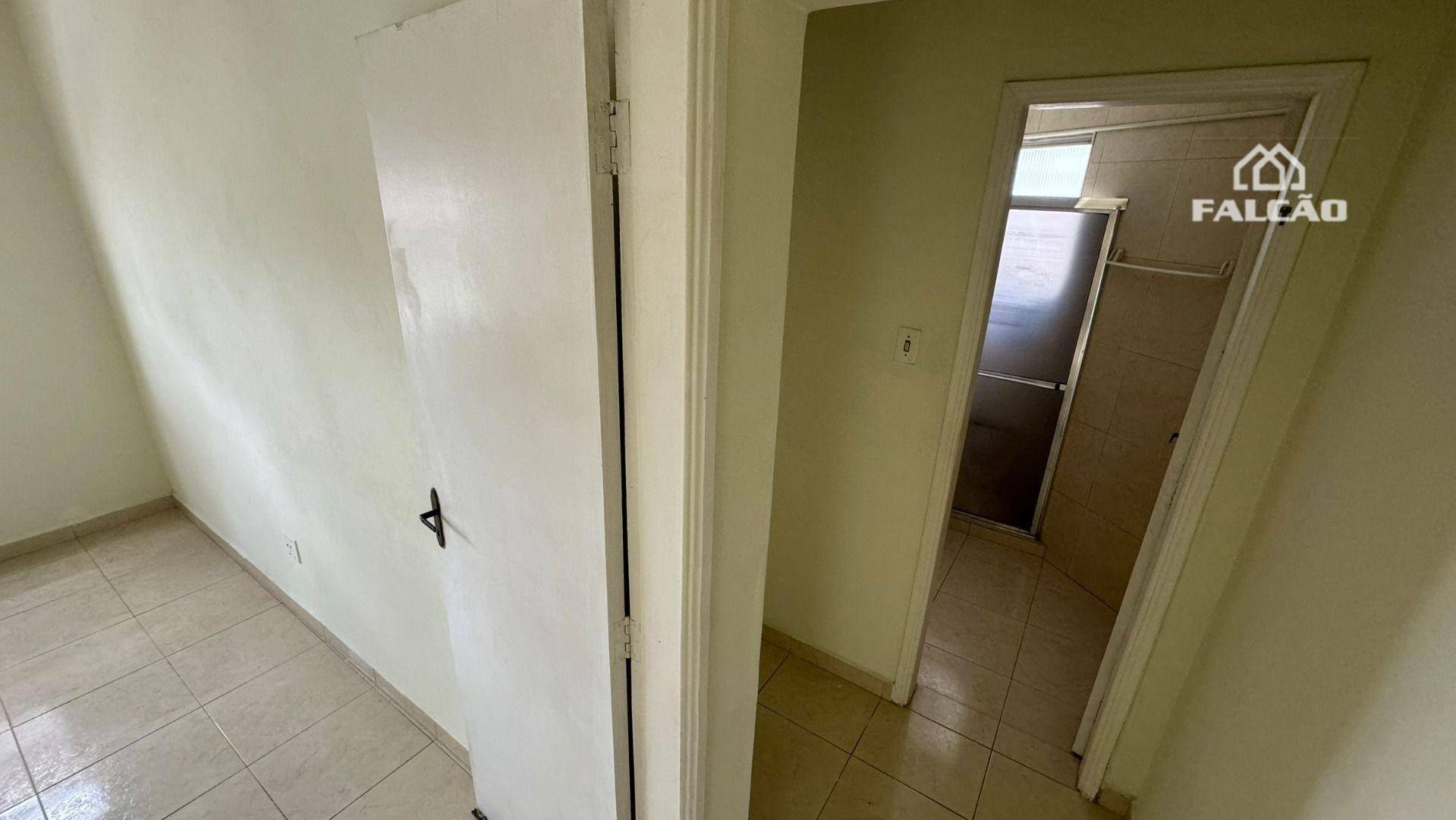 Apartamento à venda com 2 quartos, 79m² - Foto 8