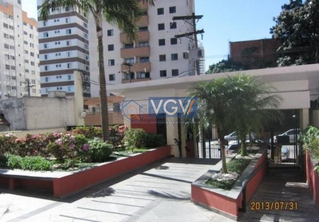 Apartamento à venda com 2 quartos, 76m² - Foto 11