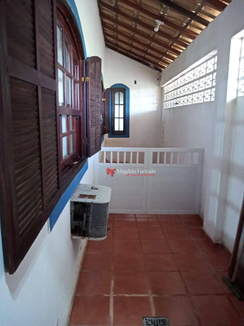 Casa à venda com 3 quartos, 280m² - Foto 9