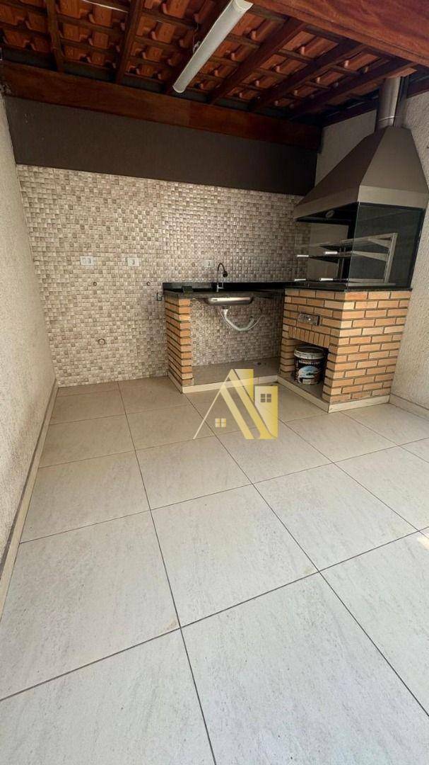 Sobrado à venda com 3 quartos, 181m² - Foto 4