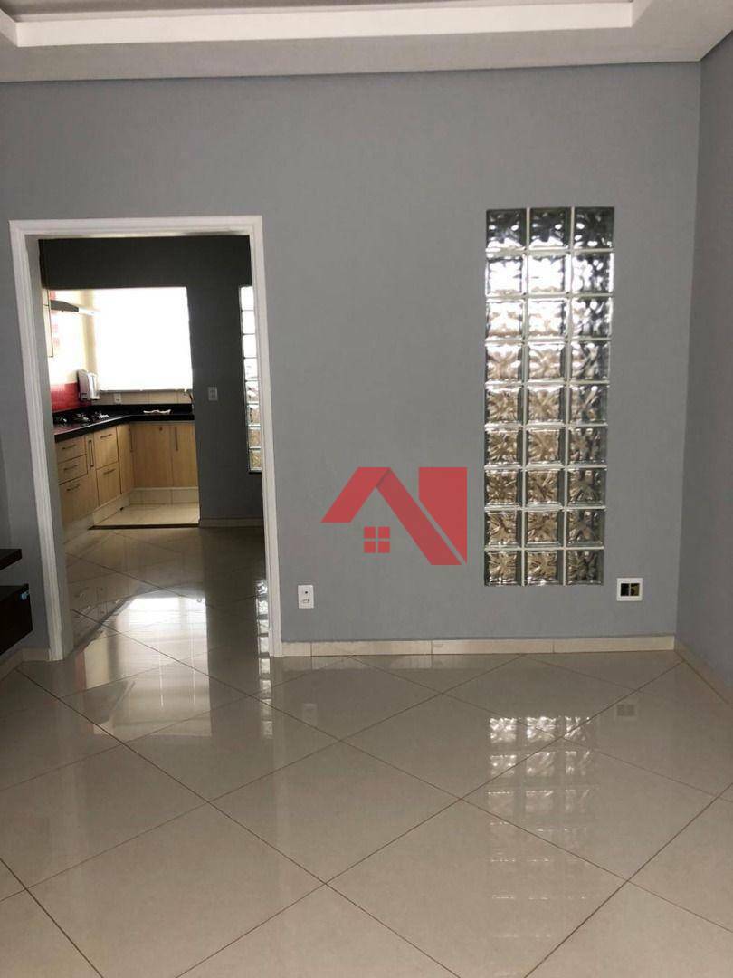 Apartamento à venda com 2 quartos, 75m² - Foto 4