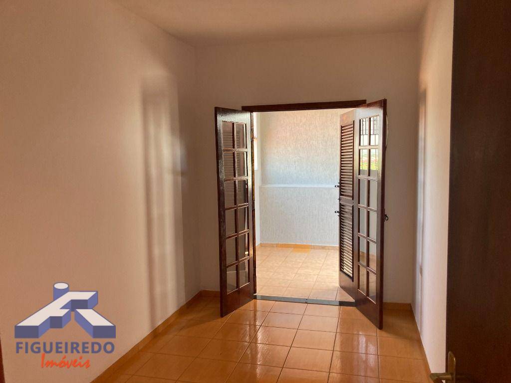 Casa à venda com 3 quartos, 153m² - Foto 12