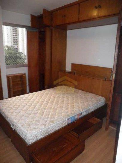 Apartamento para alugar com 3 quartos, 90m² - Foto 12