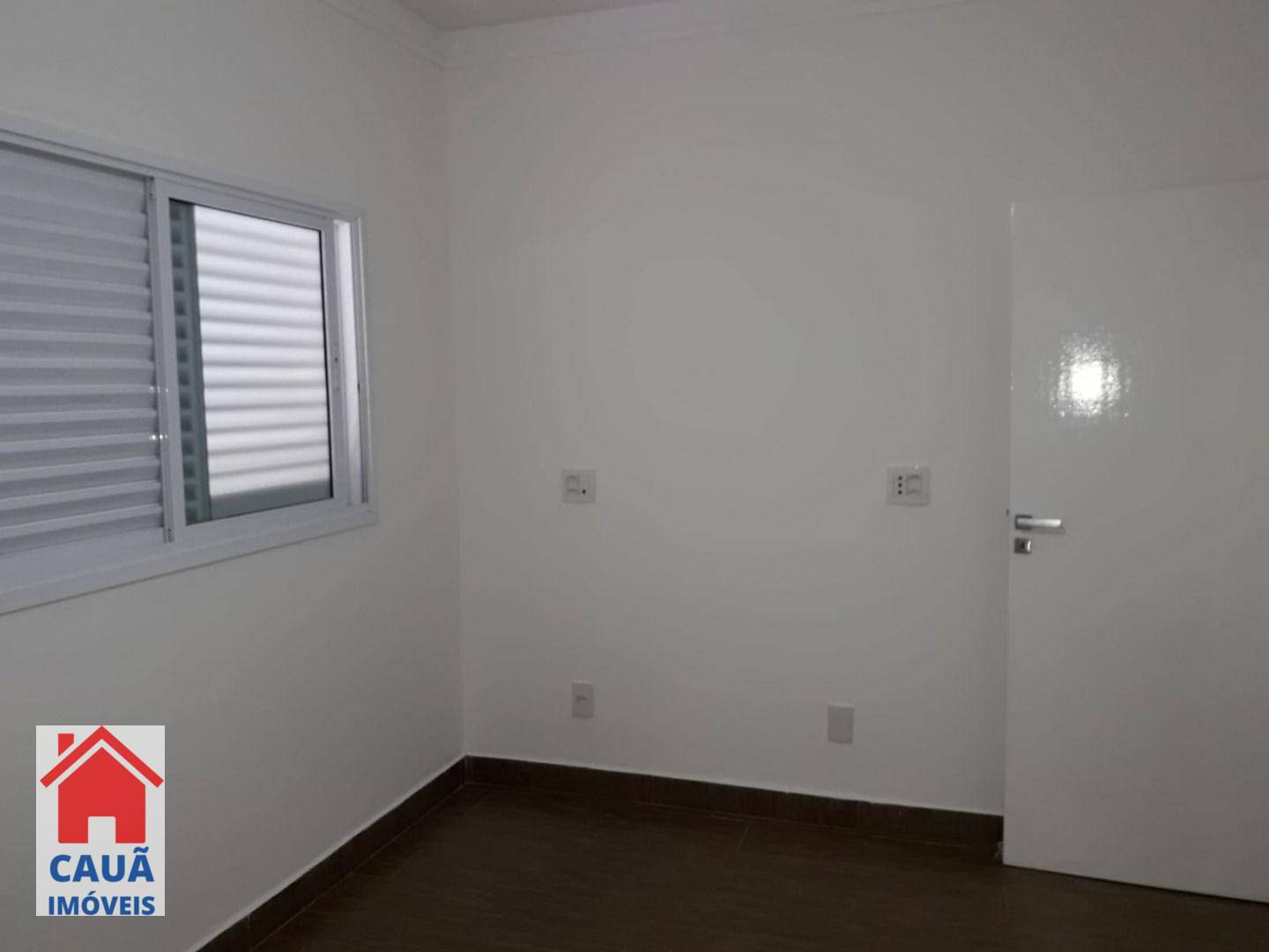 Casa à venda e aluguel com 5 quartos, 250m² - Foto 21