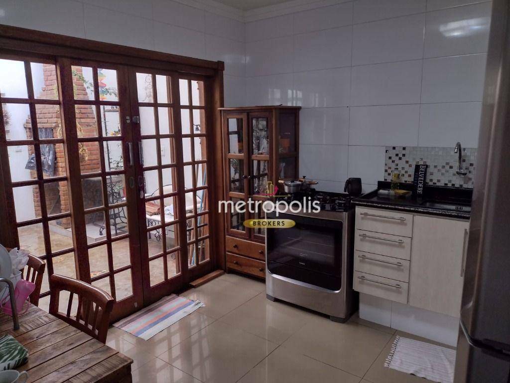 Casa à venda com 2 quartos, 135m² - Foto 3