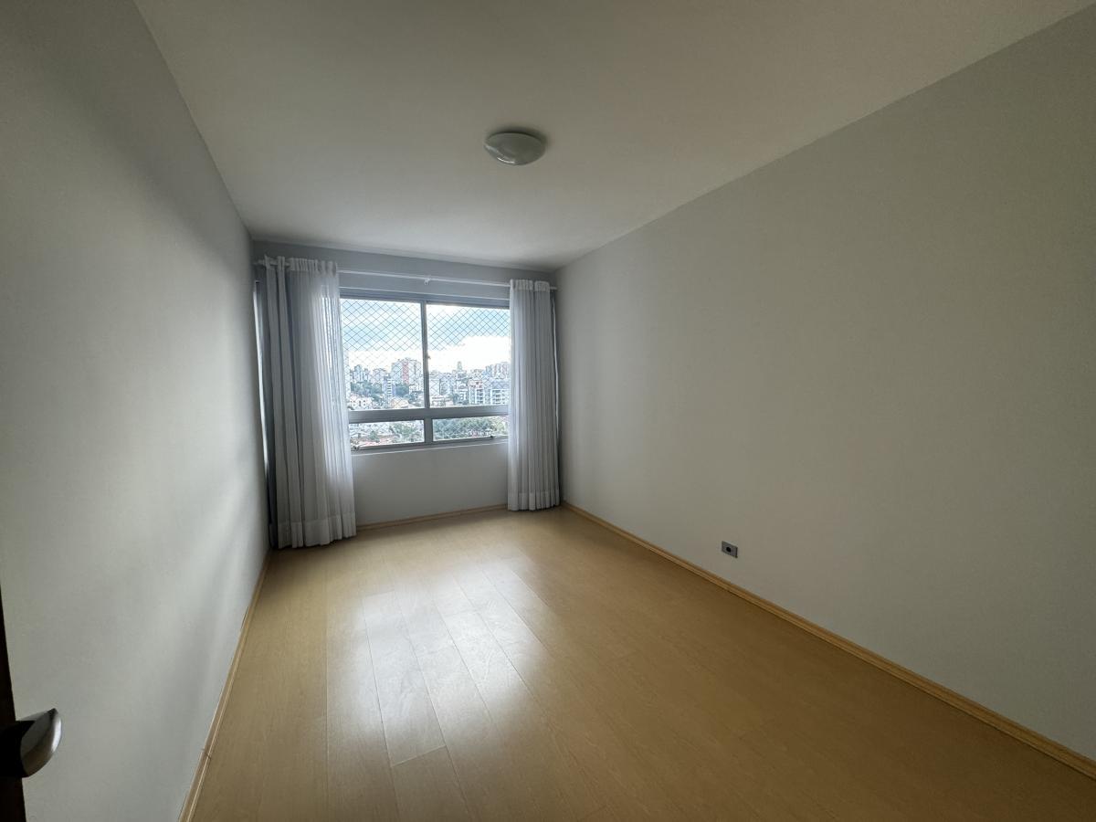 Apartamento à venda com 3 quartos, 110m² - Foto 12