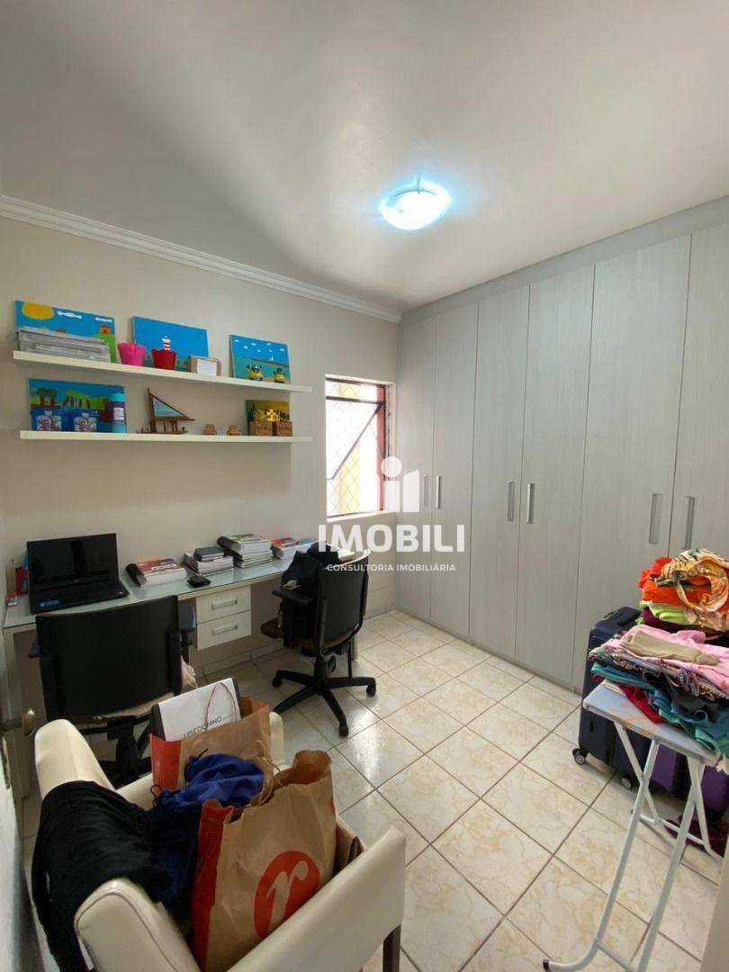 Apartamento à venda com 3 quartos, 76m² - Foto 13