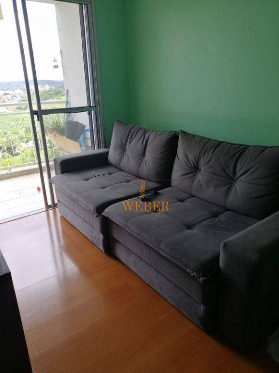 Apartamento à venda com 3 quartos, 69m² - Foto 2