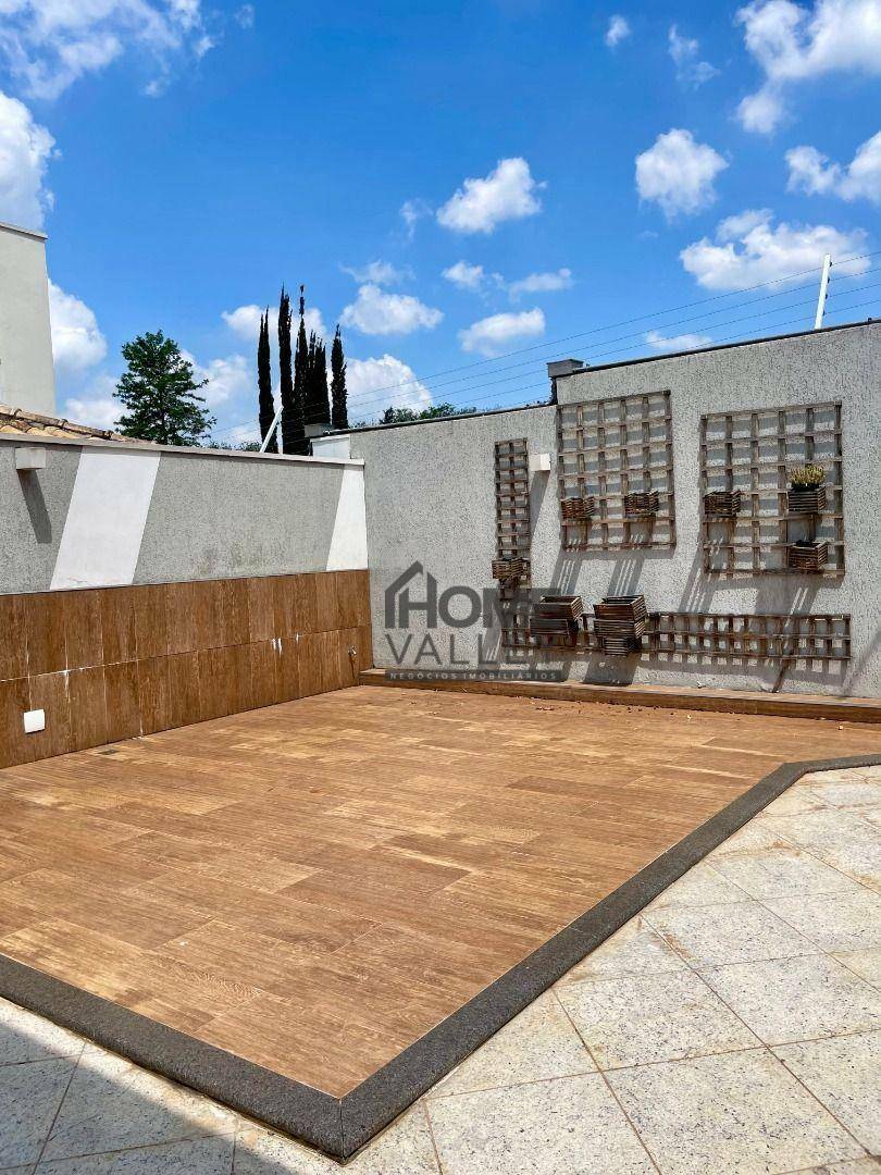 Casa de Condomínio para alugar com 3 quartos, 257m² - Foto 3