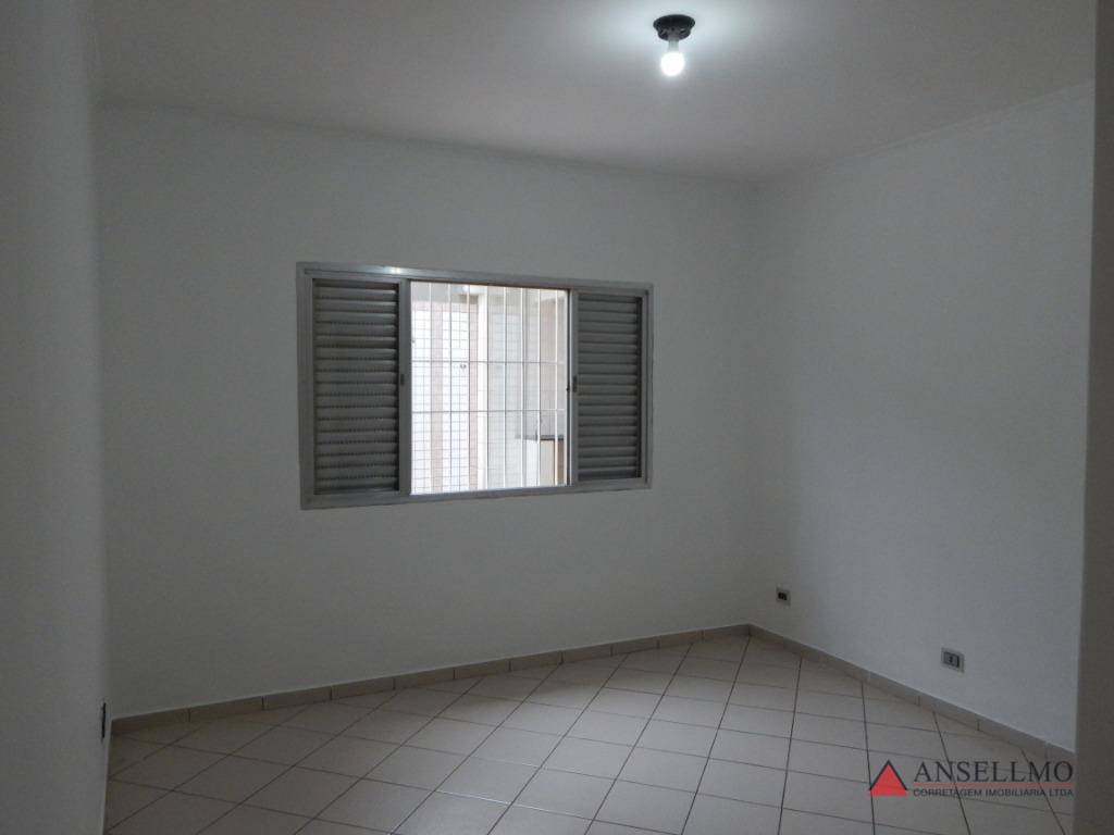 Casa para alugar com 4 quartos, 270m² - Foto 23