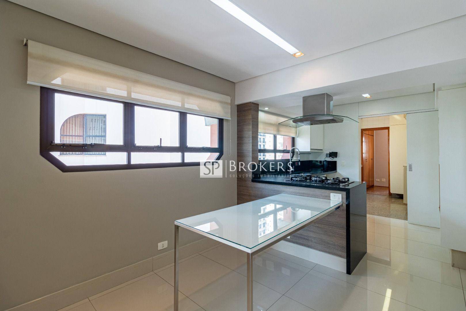 Apartamento à venda e aluguel com 3 quartos, 180m² - Foto 13