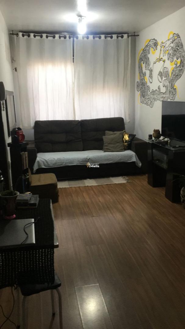 Apartamento à venda com 2 quartos, 44m² - Foto 2