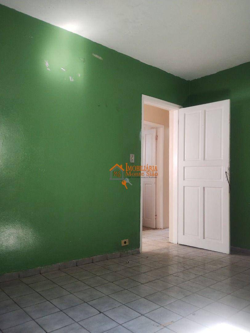 Sobrado à venda com 6 quartos, 300m² - Foto 32