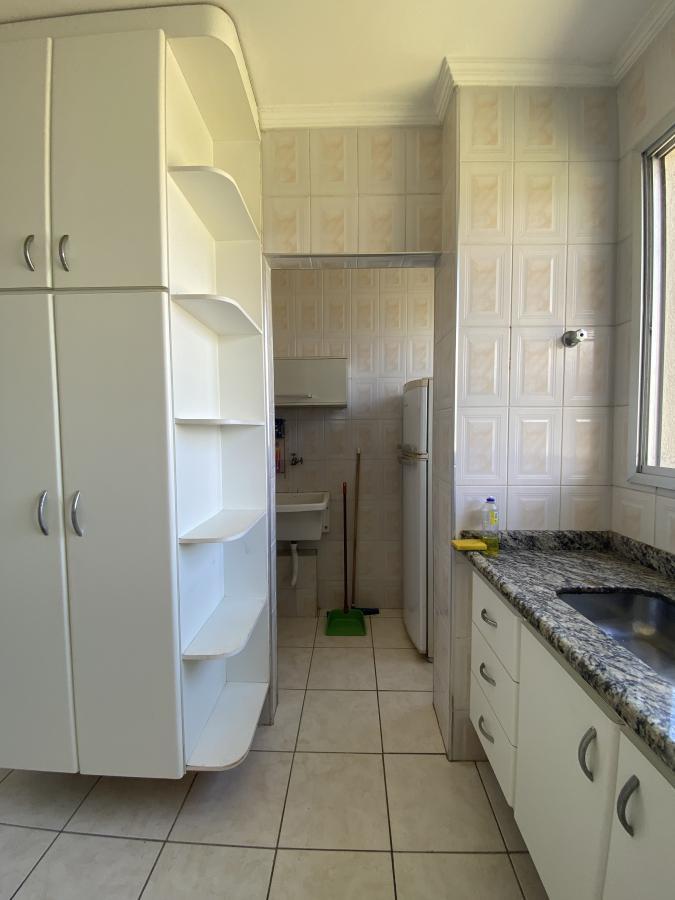 Apartamento à venda com 3 quartos, 135m² - Foto 6