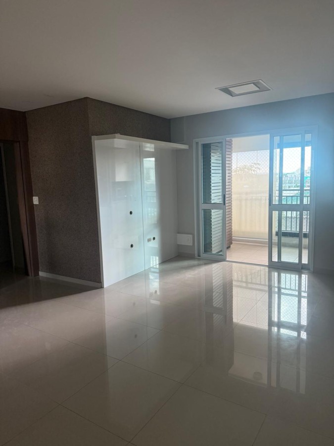 Apartamento para alugar com 3 quartos, 102m² - Foto 1