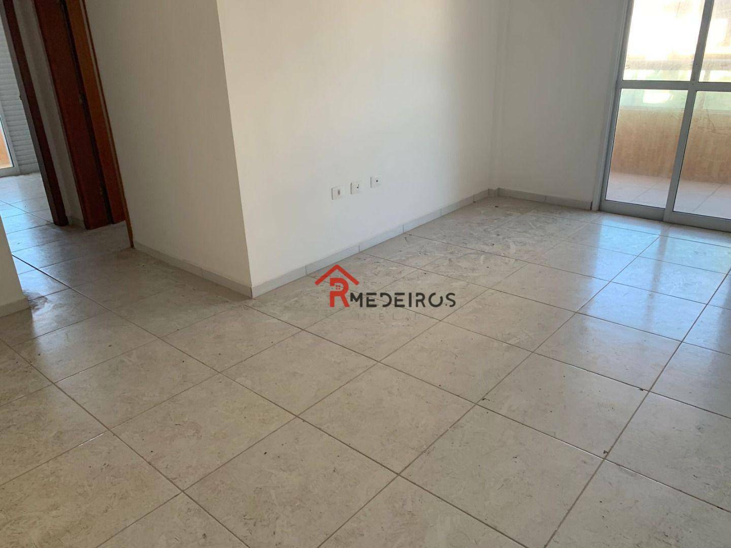 Apartamento à venda com 2 quartos, 75m² - Foto 8