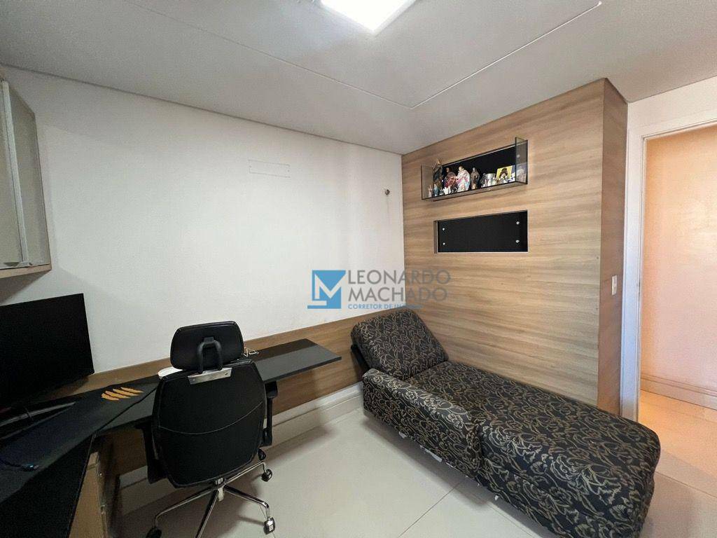 Apartamento à venda com 3 quartos, 145m² - Foto 13