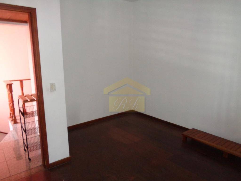 Sobrado à venda com 3 quartos, 206m² - Foto 27