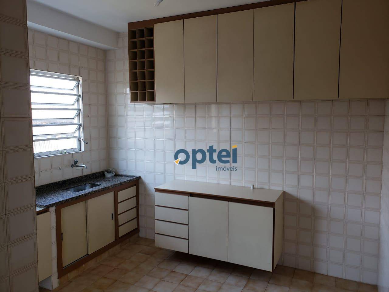 Apartamento à venda com 2 quartos, 68m² - Foto 4