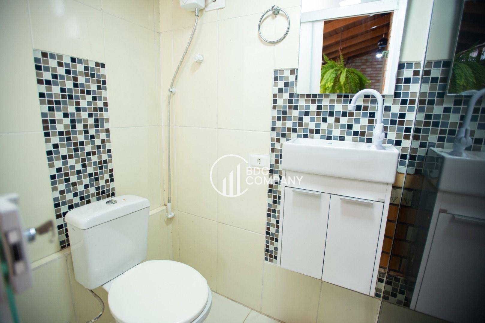 Casa à venda com 2 quartos, 67m² - Foto 18