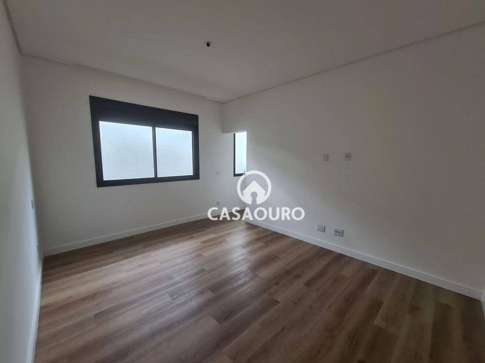 Casa de Condomínio à venda com 4 quartos, 247m² - Foto 17